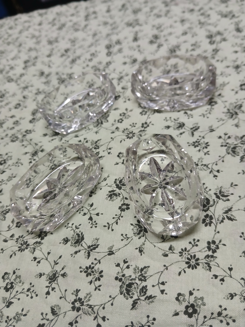 Salt Cellar Set - Picture 1 of 2